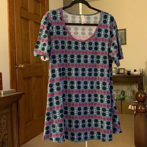 LULAROE Perfect T Size Medium NWOT